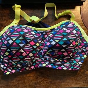 VSX sport bra medium support